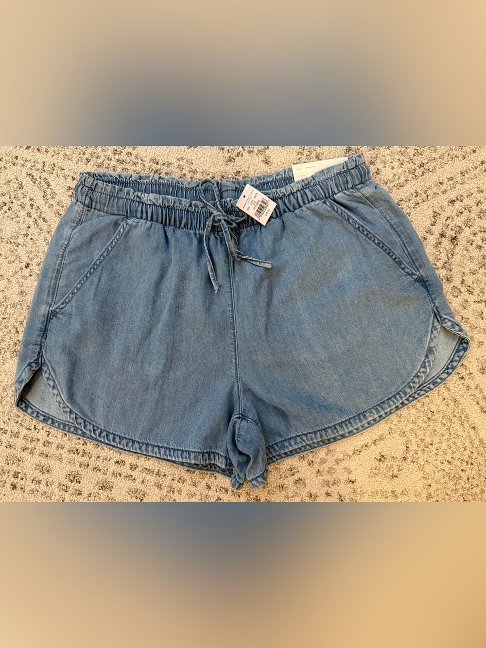 NWT American Eagle Hi-Rise Chambray Denim Shorts Elastic Waist Sz M